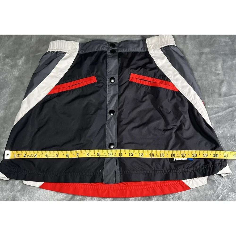 NIKE Skirt Size Medium Women NSW WOVEN MOTO SKIRT-BK